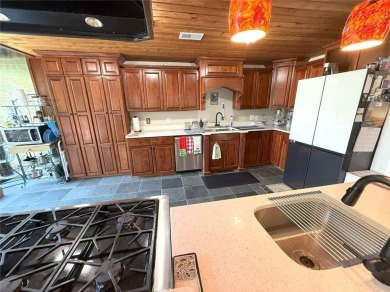 Spacious  Elegant Home in Prime North Fulton Location!
Welcome on Rivermont Golf and Country Club in Georgia - for sale on GolfHomes.com, golf home, golf lot