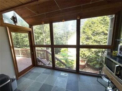 Spacious  Elegant Home in Prime North Fulton Location!
Welcome on Rivermont Golf and Country Club in Georgia - for sale on GolfHomes.com, golf home, golf lot