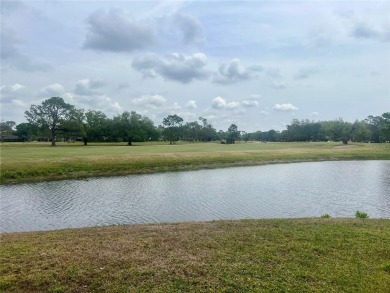 $10,000 PRICE ADJUSTMENT on This charming 2-bedroom, 2-bath on Lansbrook Golf Club in Florida - for sale on GolfHomes.com, golf home, golf lot