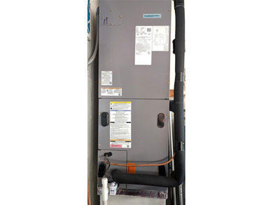 Under contract-accepting backup offers. Pride of ownership is on Mainlands Golf Club in Florida - for sale on GolfHomes.com, golf home, golf lot