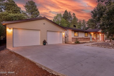 1041 N 36th Drive Show Low, AZ 85901
NO HOA!
Your retreat in on Bison Golf and Country Club in Arizona - for sale on GolfHomes.com, golf home, golf lot