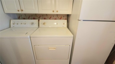 LOOKING FOR A FLORIDA GETAWAY? This cheerful one bed, 1 1/2 bath on River Run Golf Links in Florida - for sale on GolfHomes.com, golf home, golf lot
