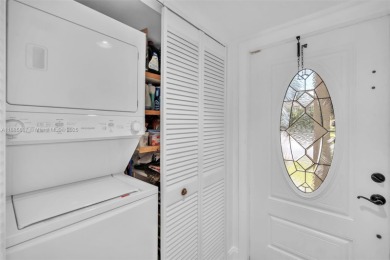 Welcome to this charming 2 bedroom, 2 bathroom ground-floor on Hollybrook Golf and Tennis Club  in Florida - for sale on GolfHomes.com, golf home, golf lot