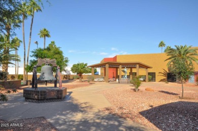 Beautifully remodeled in Sun City south! This charming & on Sun City South Golf Course in Arizona - for sale on GolfHomes.com, golf home, golf lot