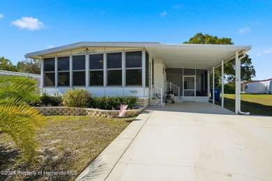 Looking to live in one of the most desirable 55 plus HOA's in on Brookridge Country Club in Florida - for sale on GolfHomes.com, golf home, golf lot