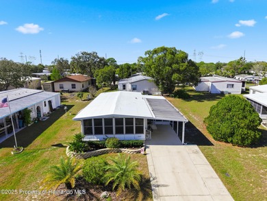 Looking to live in one of the most desirable 55 plus HOA's in on Brookridge Country Club in Florida - for sale on GolfHomes.com, golf home, golf lot