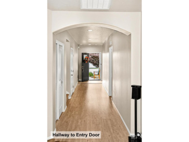 PRICE IMPROVED -- your opportunity just got even better! Welcome on Hunters Point Golf Club in Idaho - for sale on GolfHomes.com, golf home, golf lot