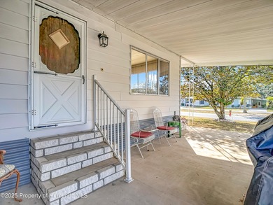 Welcome to this spacious 2-bedroom, 2-bathroom home situated in on High Point Golf Club, Inc. in Florida - for sale on GolfHomes.com, golf home, golf lot