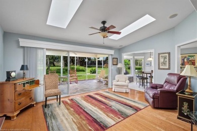 TURNKEY! BEAUTIFULLY DECORATED & FURNISHED! Open plan with two on Highlands Ridge Golf Course - South in Florida - for sale on GolfHomes.com, golf home, golf lot