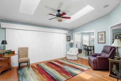 TURNKEY! BEAUTIFULLY DECORATED & FURNISHED! Open plan with two on Highlands Ridge Golf Course - South in Florida - for sale on GolfHomes.com, golf home, golf lot
