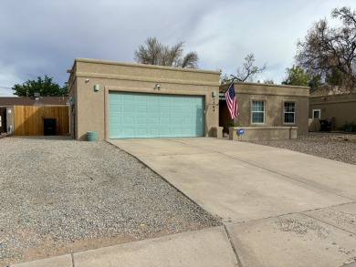 FANTABULOUS Southwestern Styled House with 3 bedrooms and 2 on Tierra Del Sol Golf Course in New Mexico - for sale on GolfHomes.com, golf home, golf lot