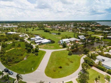 This is your opportunity to live in Marsh Pointe! This over on Riverbend Golf and Country Club in Florida - for sale on GolfHomes.com, golf home, golf lot