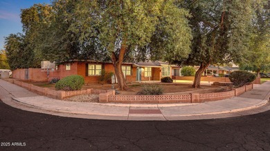 Beautifully updated 3 bed, 2 bath block home with a den on a on Palo Verde Golf Course in Arizona - for sale on GolfHomes.com, golf home, golf lot