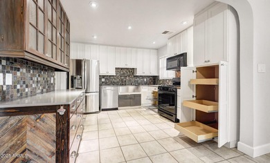 Beautifully updated 3 bed, 2 bath block home with a den on a on Palo Verde Golf Course in Arizona - for sale on GolfHomes.com, golf home, golf lot