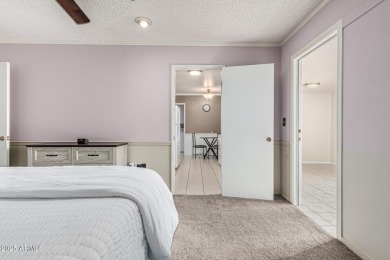 WELCOME HOME to this beautiful end-unit home! Boasting  2BR & 1 on Sun City Lakes West and East in Arizona - for sale on GolfHomes.com, golf home, golf lot