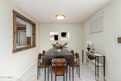 WELCOME HOME to this beautiful end-unit home! Boasting  2BR & 1 on Sun City Lakes West and East in Arizona - for sale on GolfHomes.com, golf home, golf lot