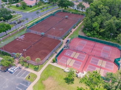 Under contract-accepting backup offers. Welcome to Crescent Oaks on Crescent Oaks Country Club in Florida - for sale on GolfHomes.com, golf home, golf lot