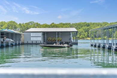Now with quote for a circle drive for easy access off James on Kimberling City Golf Club in Missouri - for sale on GolfHomes.com, golf home, golf lot