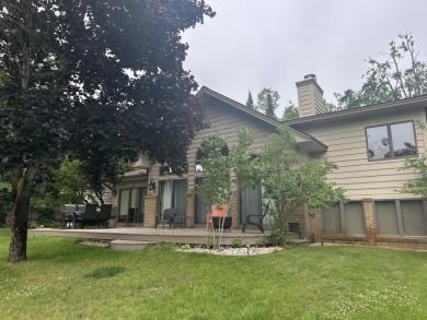 Enjoy golf course living in this comfortable 3 bed, 3 bath home on Michaywe Pines Course in Michigan - for sale on GolfHomes.com, golf home, golf lot