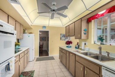 Ready to retire, downsize or upsize?  This tidy duplex unit on on Sun City Country Club in Arizona - for sale on GolfHomes.com, golf home, golf lot