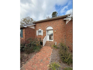 Turnkey Brick Townhome Near Lake Marion - The only available on Foxboro Golf Club in South Carolina - for sale on GolfHomes.com, golf home, golf lot