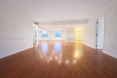 WOW! WHAT AN OPPORTUNITY -- PRICED TO SELL! Spacious 3-bedroom on Inverrary Country Club in Florida - for sale on GolfHomes.com, golf home, golf lot