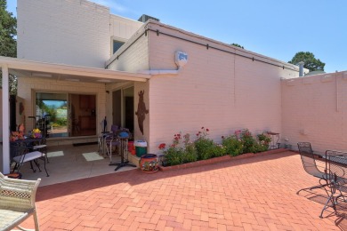 Beautifully updated corner-unit townhome in Villa Serena, within on The Canyon Club in New Mexico - for sale on GolfHomes.com, golf home, golf lot
