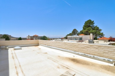 Beautifully updated corner-unit townhome in Villa Serena, within on The Canyon Club in New Mexico - for sale on GolfHomes.com, golf home, golf lot