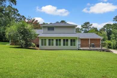 Killearn Estates fully renovated 5 bedroom/ 3.5 bath on .47 acre on Killearn Country Club and Inn in Florida - for sale on GolfHomes.com, golf home, golf lot