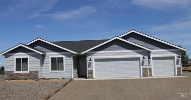 VALUE plus Views! LIKE NEW 3bd 2 bath & ready to move in. Solid on Council Mountain Golf Course in Idaho - for sale on GolfHomes.com, golf home, golf lot