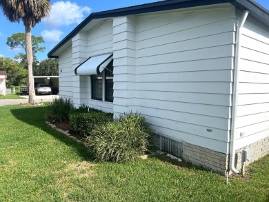 This home is new on the market and boasts in excess of 1400 on The Meadows At Countrywood in Florida - for sale on GolfHomes.com, golf home, golf lot