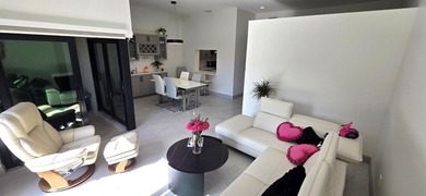 See this beautifully renovated, lake-front townhome superbly on Boca Delray Golf and Country Club in Florida - for sale on GolfHomes.com, golf home, golf lot