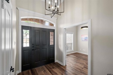 Exquisite, effortless design plus total home remodel in 2023 on Oak Hurst Golf Course in Texas - for sale on GolfHomes.com, golf home, golf lot