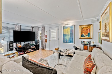 Welcome to this beautifully renovated 2-bedroom, 1.5-bath home on High Point Golf Club, Inc. in Florida - for sale on GolfHomes.com, golf home, golf lot