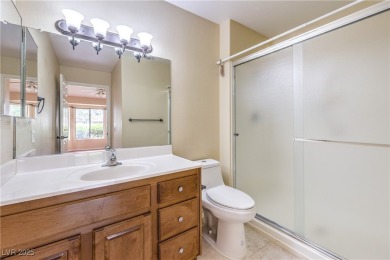 Nice single-story 2 bed, 2 bath townhome in Sun City Summerlin on Highland Falls Golf Club in Nevada - for sale on GolfHomes.com, golf home, golf lot
