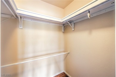 Nice single-story 2 bed, 2 bath townhome in Sun City Summerlin on Highland Falls Golf Club in Nevada - for sale on GolfHomes.com, golf home, golf lot