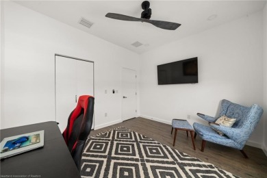 DEAL!!!! FURNISHED! This move-in ready, 2023 built home is on Sun n Lake Golf and Country Club in Florida - for sale on GolfHomes.com, golf home, golf lot