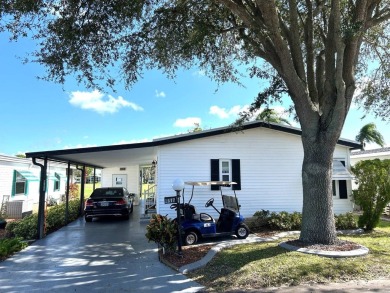 Welcome to this beautifully maintained 2-bedroom, 2-bathroom on Crystal Lake Club in Florida - for sale on GolfHomes.com, golf home, golf lot