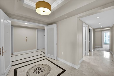 ELEGANT LIVING at TURNBERRY PLACE just off THE Strip a 5 minute on The Wynn Golf Club in Nevada - for sale on GolfHomes.com, golf home, golf lot