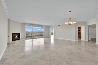 ELEGANT LIVING at TURNBERRY PLACE just off THE Strip a 5 minute on The Wynn Golf Club in Nevada - for sale on GolfHomes.com, golf home, golf lot