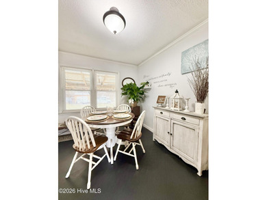 Located in unrestricted Arapahoe, this charming 3-bedroom on Minnesott Golf and Country Club in North Carolina - for sale on GolfHomes.com, golf home, golf lot