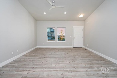 Step into comfort and convenience with this brand new custom on Hunters Point Golf Club in Idaho - for sale on GolfHomes.com, golf home, golf lot