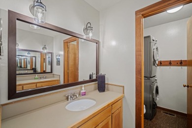 Welcome to 10% ownership in a beautifully updated Wildflower on Sunriver Woodlands Golf Course in Oregon - for sale on GolfHomes.com, golf home, golf lot