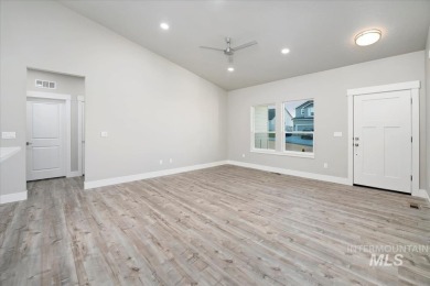 Step into comfort and convenience with this brand new custom on Hunters Point Golf Club in Idaho - for sale on GolfHomes.com, golf home, golf lot
