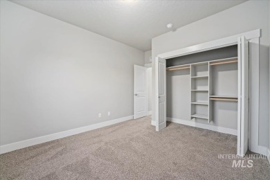 Step into comfort and convenience with this brand new custom on Hunters Point Golf Club in Idaho - for sale on GolfHomes.com, golf home, golf lot