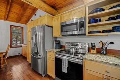 Welcome to 10% ownership in a beautifully updated Wildflower on Sunriver Woodlands Golf Course in Oregon - for sale on GolfHomes.com, golf home, golf lot