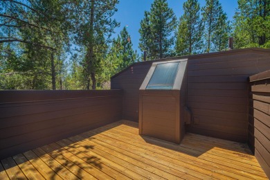 Welcome to 10% ownership in a beautifully updated Wildflower on Sunriver Woodlands Golf Course in Oregon - for sale on GolfHomes.com, golf home, golf lot