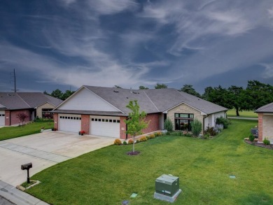 Elegant Golf Course Living at Country Club Villas  Welcome to a on Winfield Country Club in Kansas - for sale on GolfHomes.com, golf home, golf lot