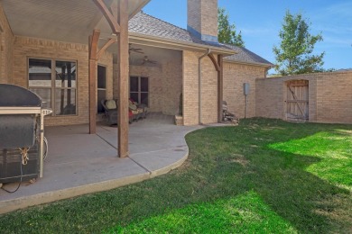 AN OPPORTUNITY to own a Beautiful Garden Home in LaPaloma Golf on La Paloma Golf Club in Texas - for sale on GolfHomes.com, golf home, golf lot