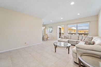 Lovely 2 bd, 1.5 bth condo in famous Boca Raton, FL. Beach is 15 on Southwinds Golf Course in Florida - for sale on GolfHomes.com, golf home, golf lot